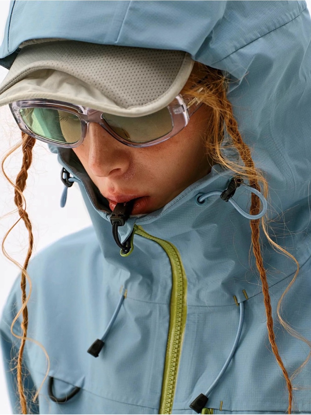 GONGGAR AshNest - Unisex Windproof & Waterproof Hard Shell Jacket in Sky Blue - Picture 7 of 14